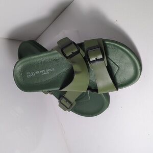 BRAVE SOUL buckle sandals in olive